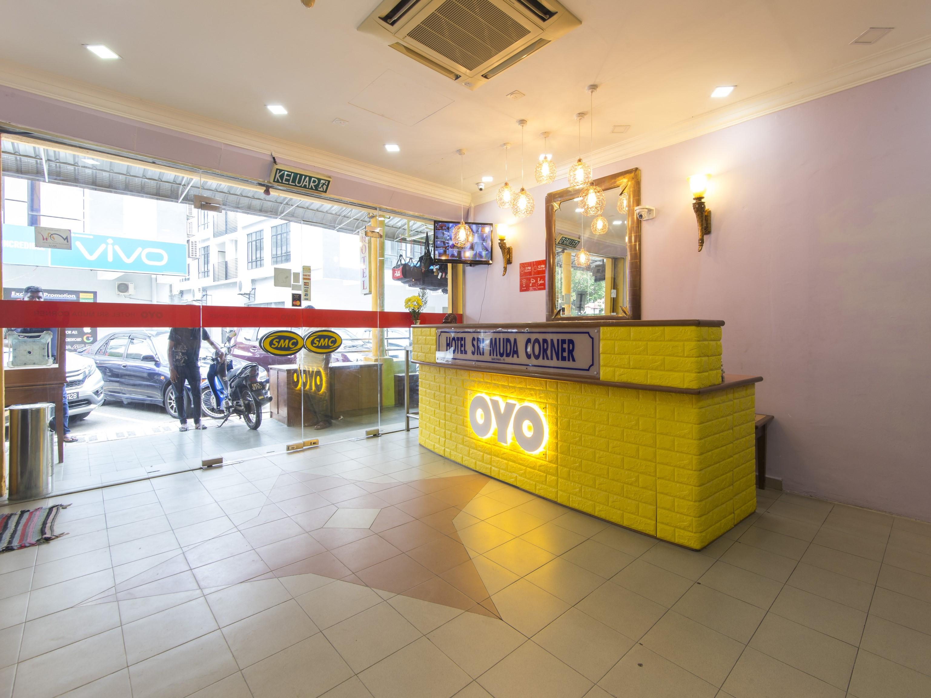 Super Oyo 882 Hotel Sri Muda Corner Sdn Bhd Shah Alam Exterior photo